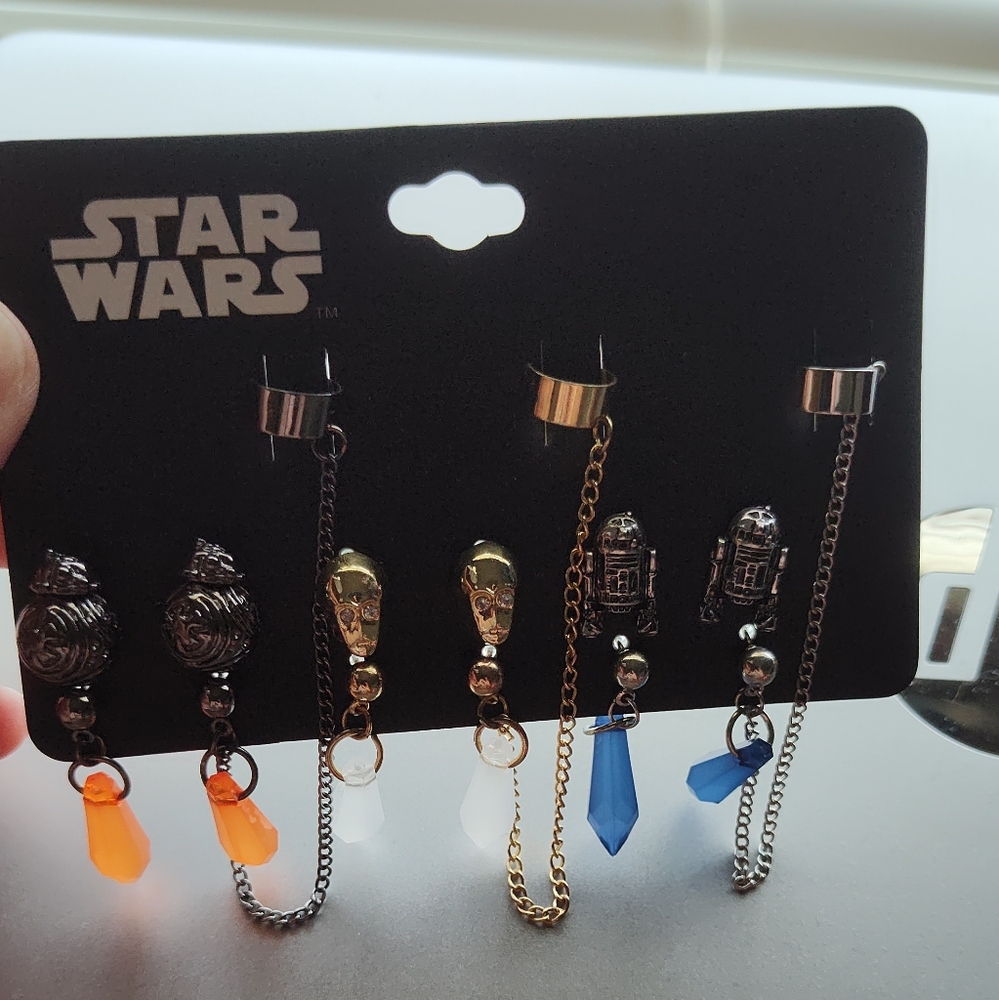 Disney Star Wars Droid Crystal Cuff Earring Set NWT